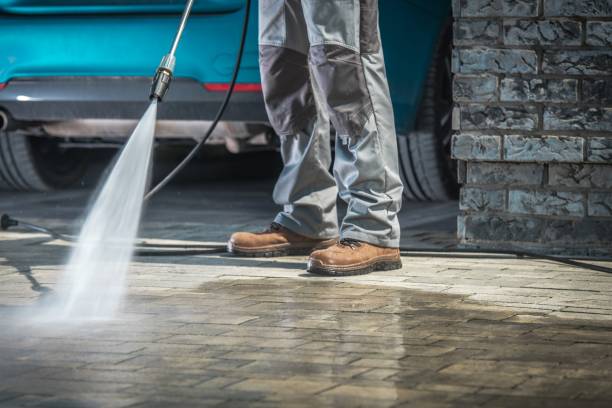Best Factory Floor Cleaning  in Hartland, WI